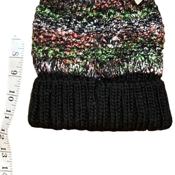 Alpine Design Black Beanie Hat, Women’s One Size, NWT - Picture 5 of 7